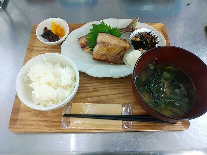 干物定食（アジ）